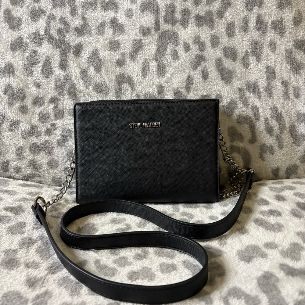 Steve Madden Elegant Black Crossbody Bag